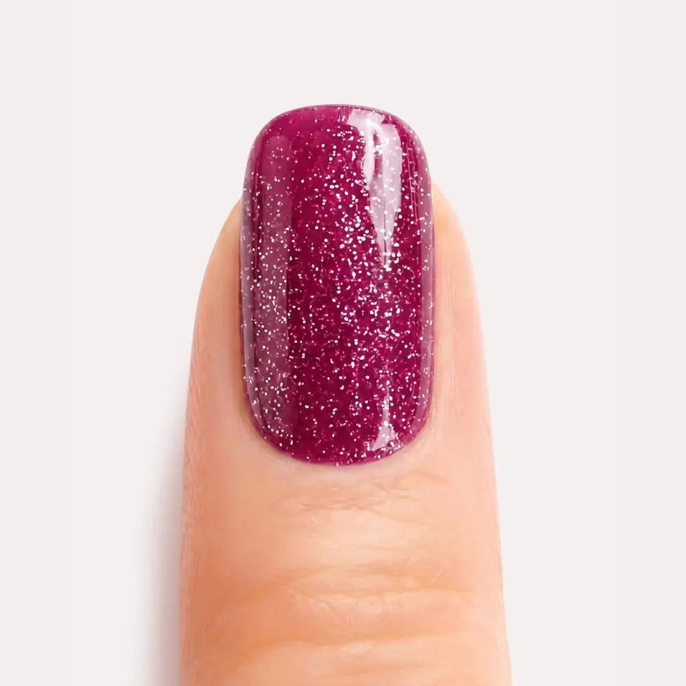 Sparkling Raspberry Gel Nail Strips Kit